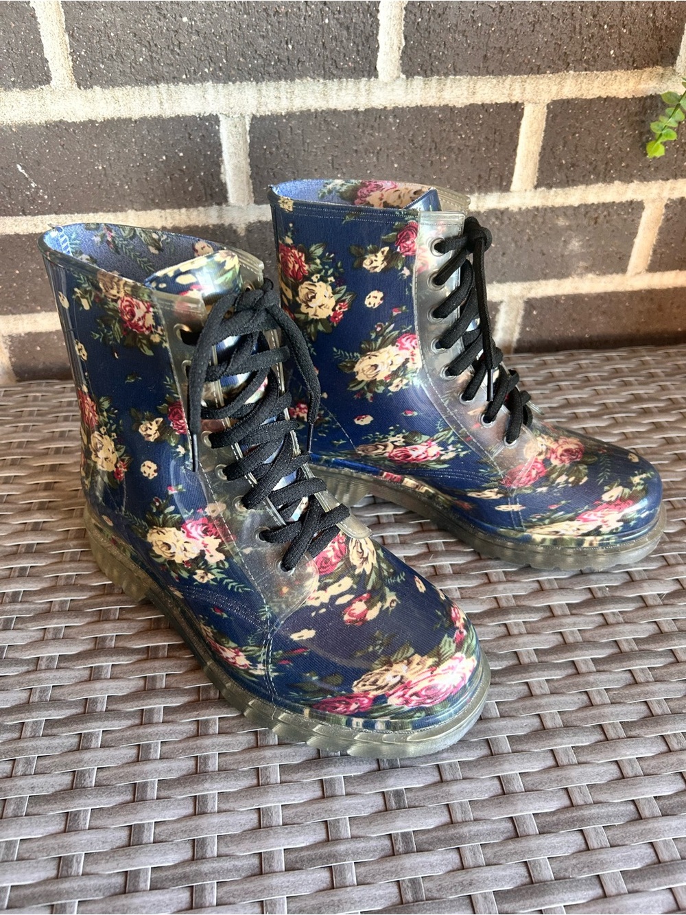 Rock & Candy Floral Navy Gel Lace-Up Women's Boots - Size 6.5